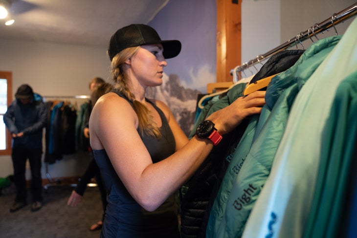 BightGuideMeeting0518-19 RMI Guide Jess Matthews reviews new Bight Gear products.