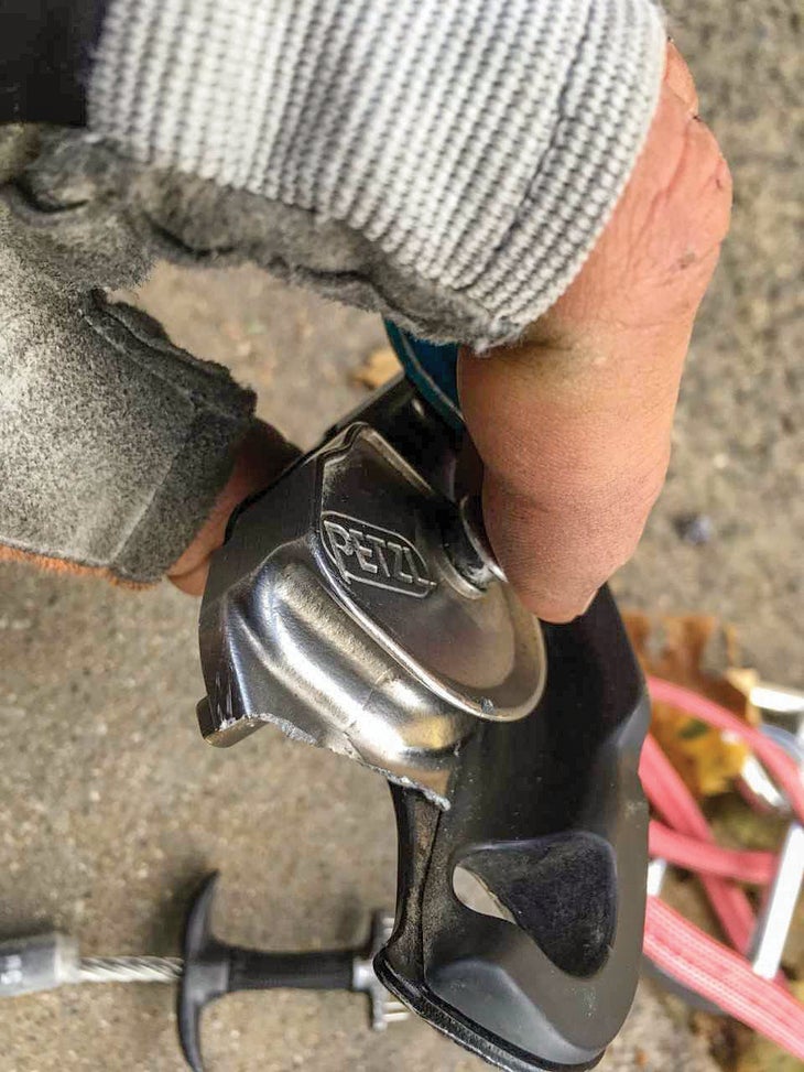 Rummo2_gn-web Petzl Grigri belay device broken handle rock climbing accident fall