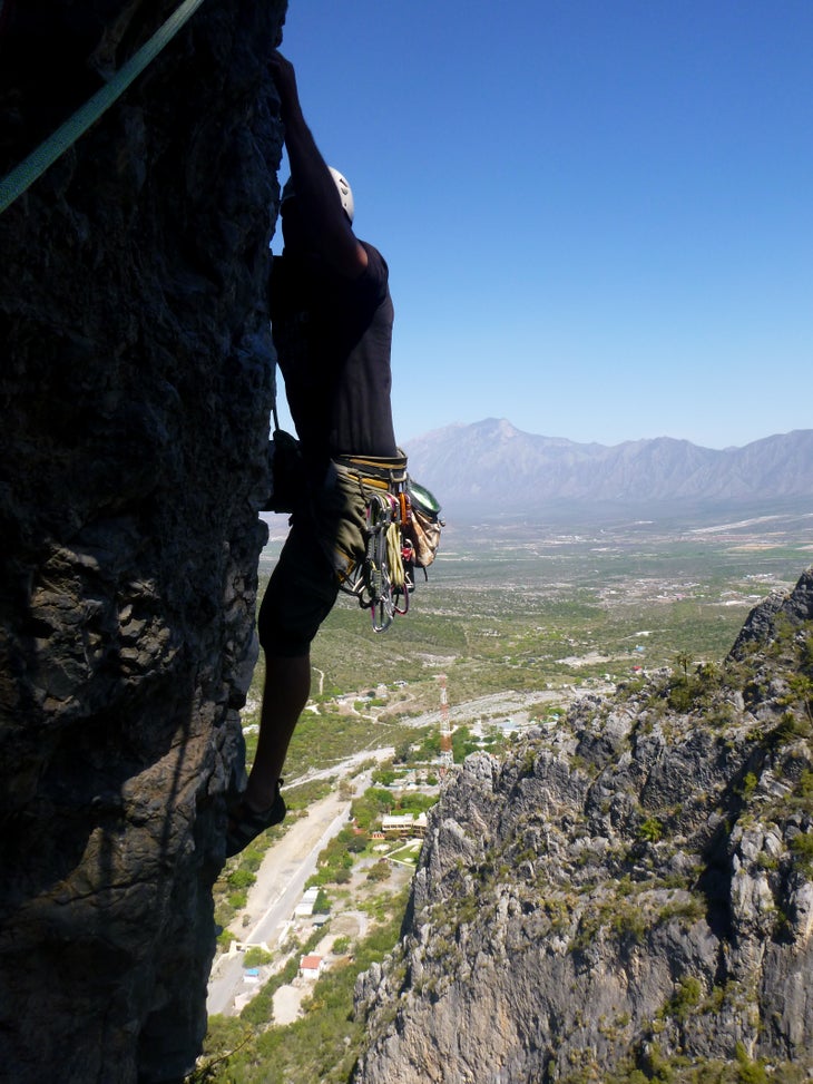 EPC (2) Ryan Sicacci Will the Wolf Survive? 5.10a El Potrero Chico Mexico Rock Climbing Sport