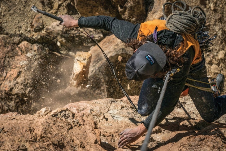 20171030-A9_09985_gn-web Smith Rock Climbing New Route Development Bolting Drilling Cleaning