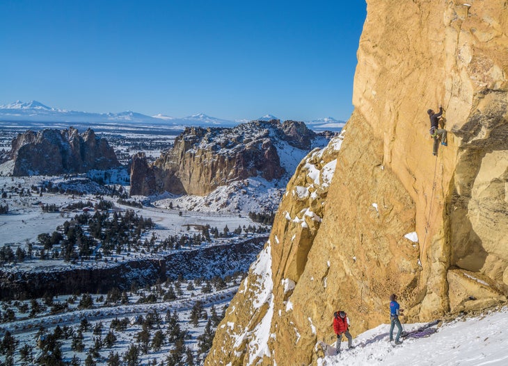 DSC00468_gn-web Smith Rock Climbing Route Development Bolting Drilling