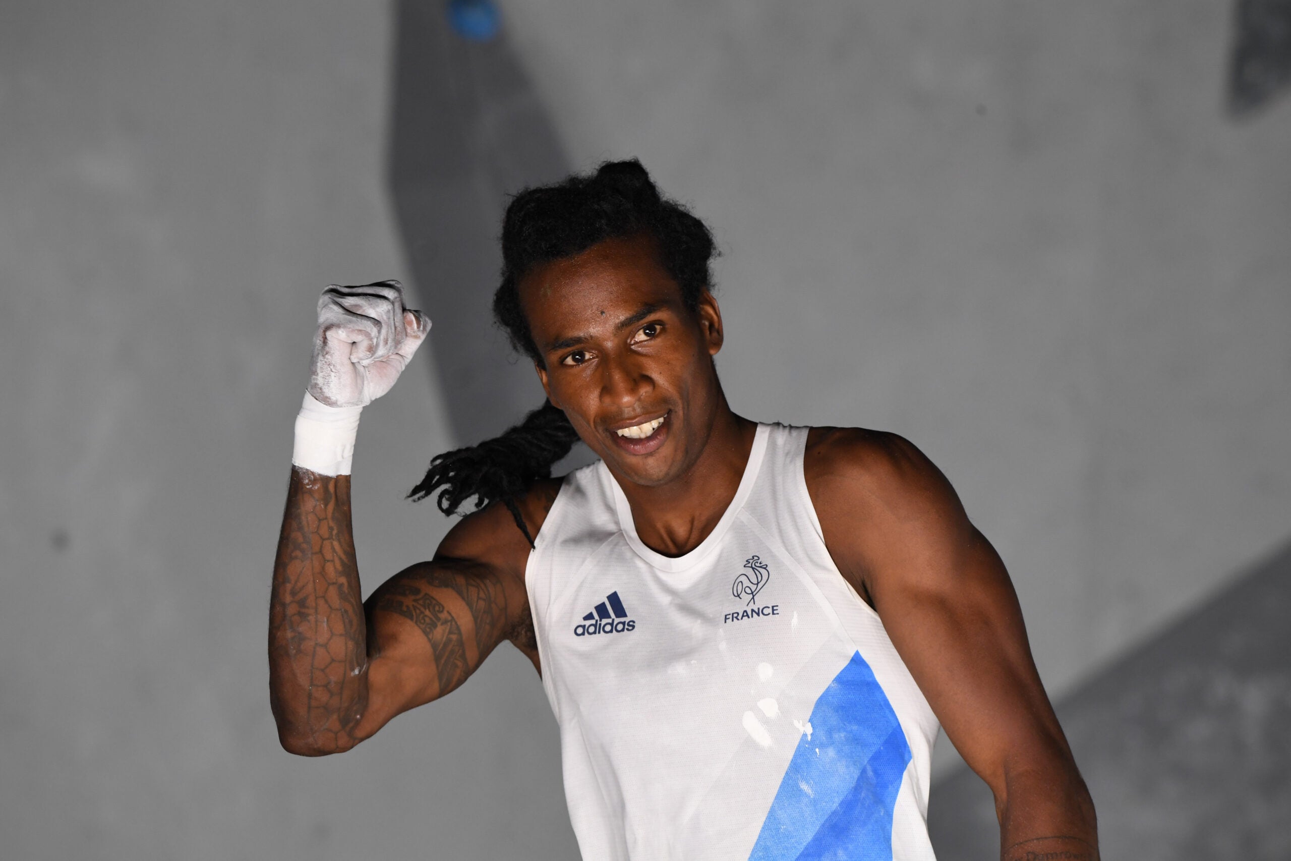 Mickael Mawem celebrates his Bouldering victory. Photo 