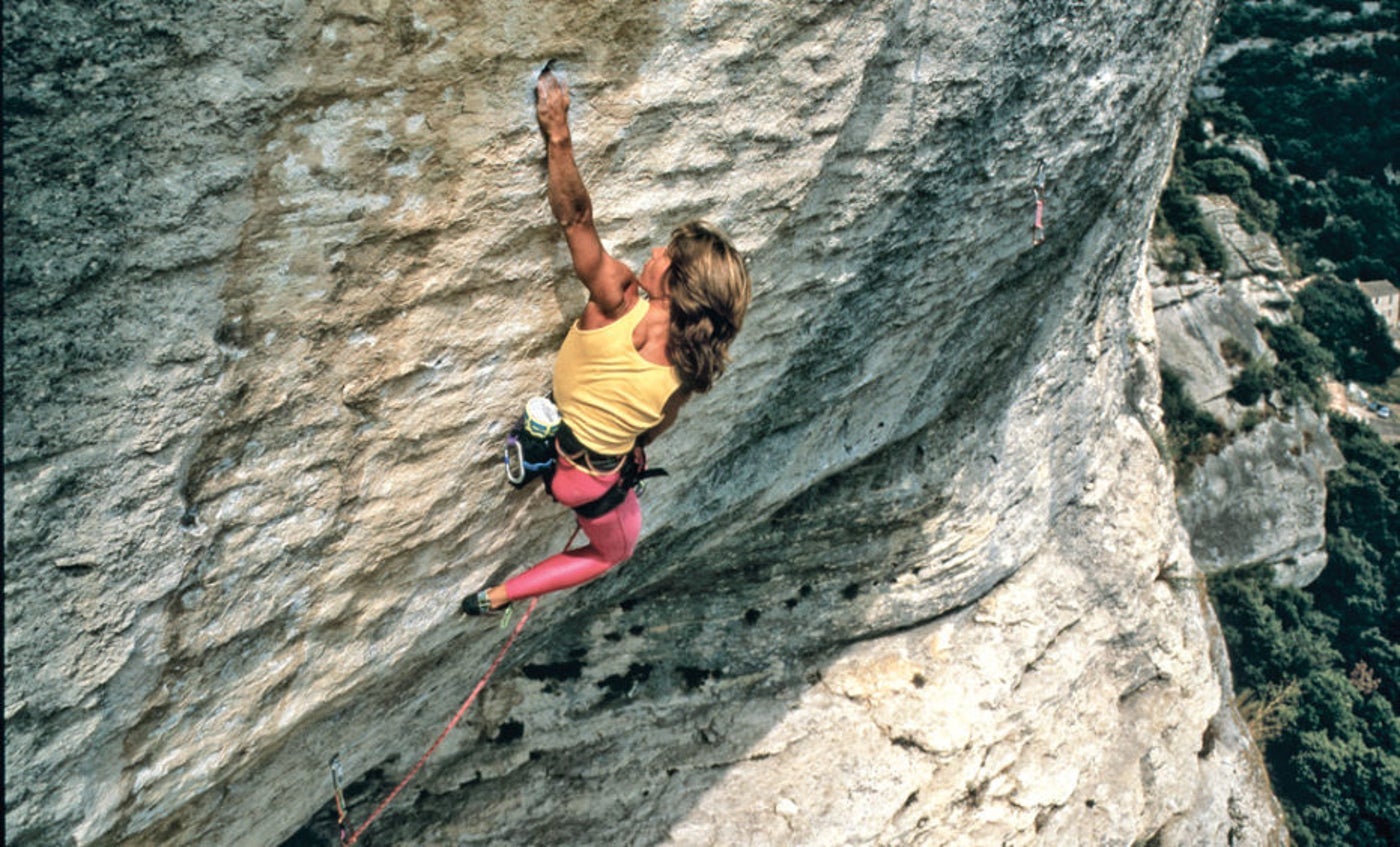 Lynn Hill in the day on Chouca (5.13c) at Buoux, France. The testpiece was her laboratory for learning to huck. Photo by Olivier Grunewald.