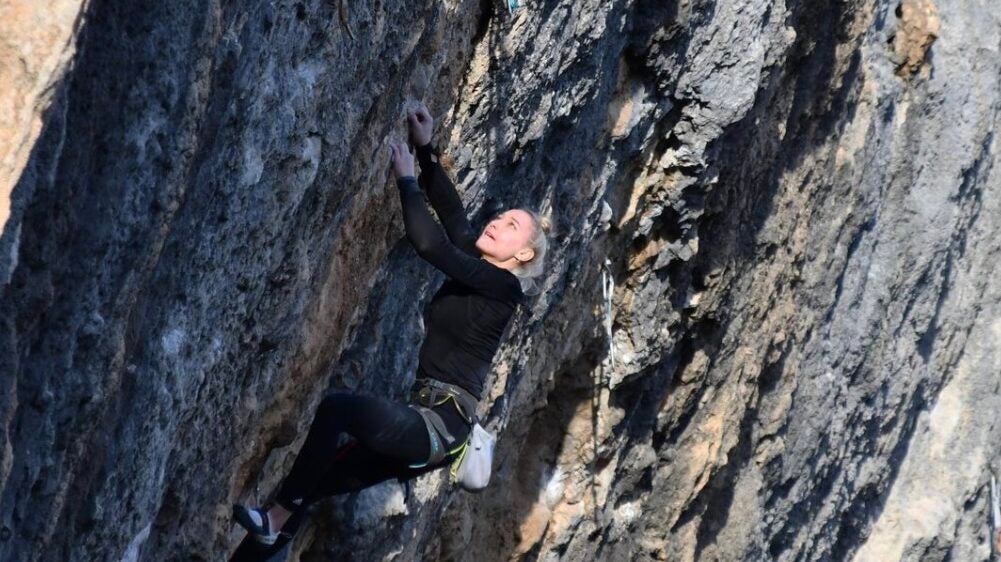 Janja Garnbert became the first woman to receive Onsight 5.14b