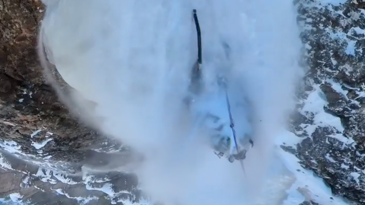 Video of Free Solo Ice Climber Hit by Avalanche Climbing