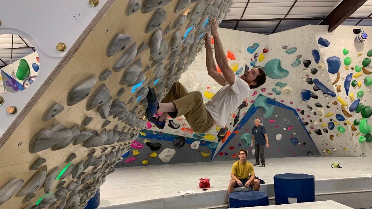 How to avoid comparison in climbing