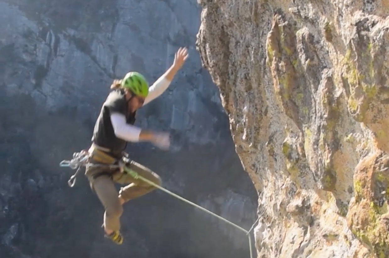 Climbers takes big fall onto sketchy bolts in Yosemite.