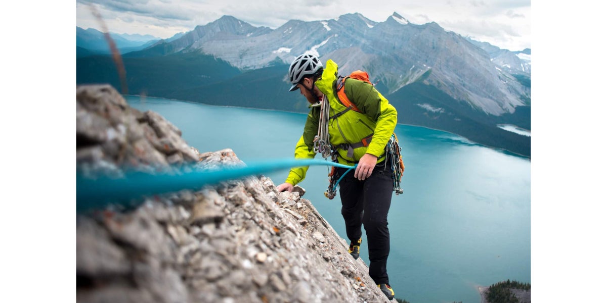 How to Multipitch Climb Efficiently Climbing
