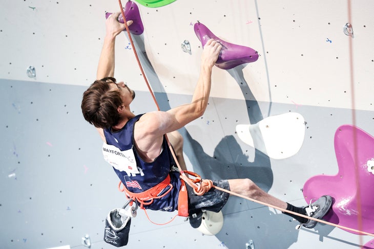 Paraclimber Ben Mayforth winning silver in Moscow in 2021.