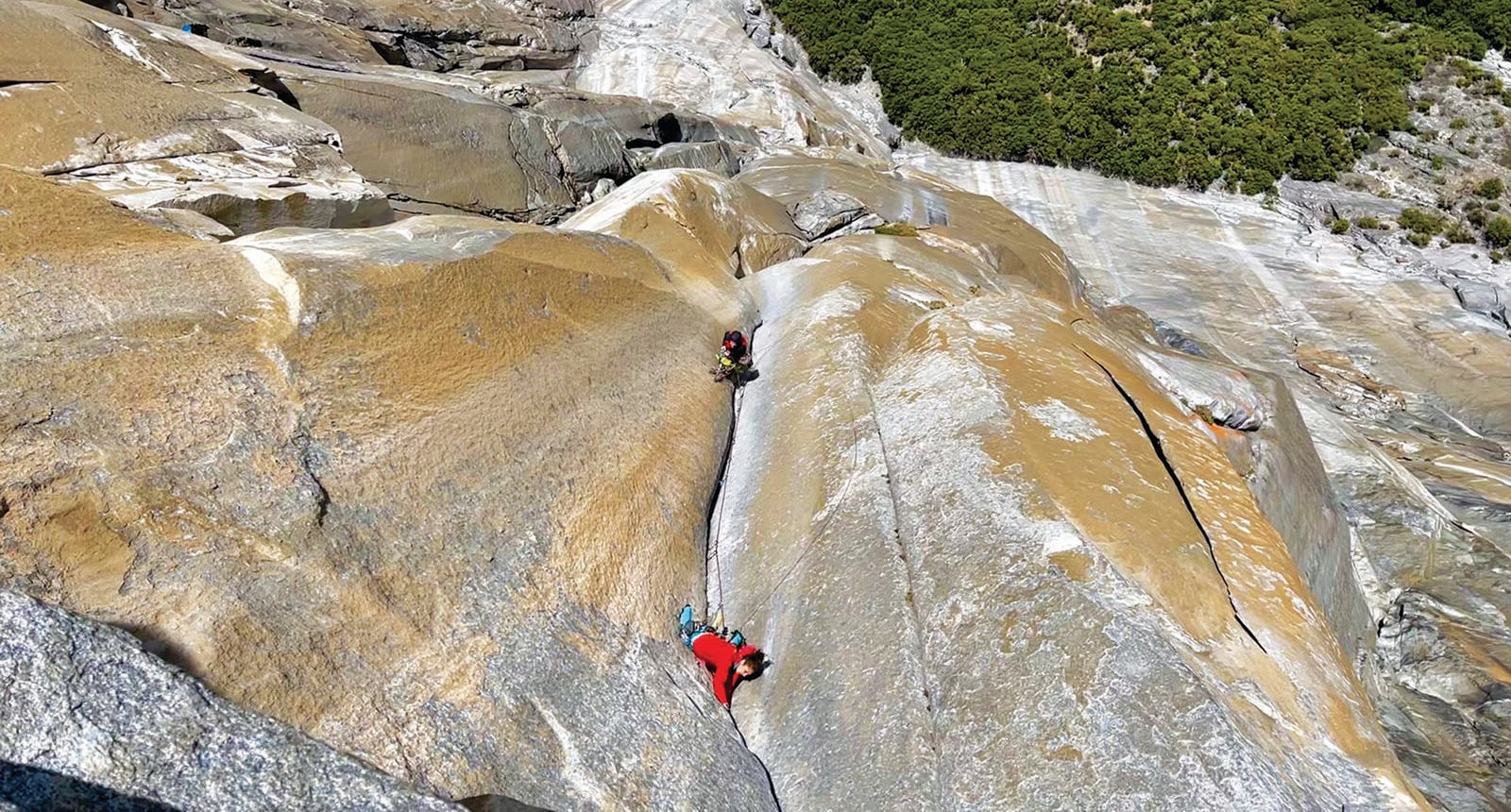 Climber on El Capitan on Freerider.