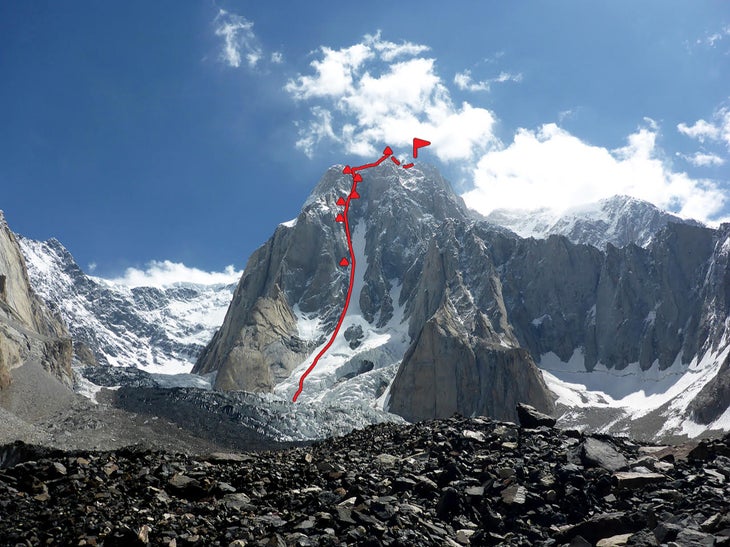 The northwest face of Saraghrar Northwest (ca 7,300m). The round-trip on the 2,300-meter route took nine days. The Catalan route climbed from the right to a high point near the final marked bivy.