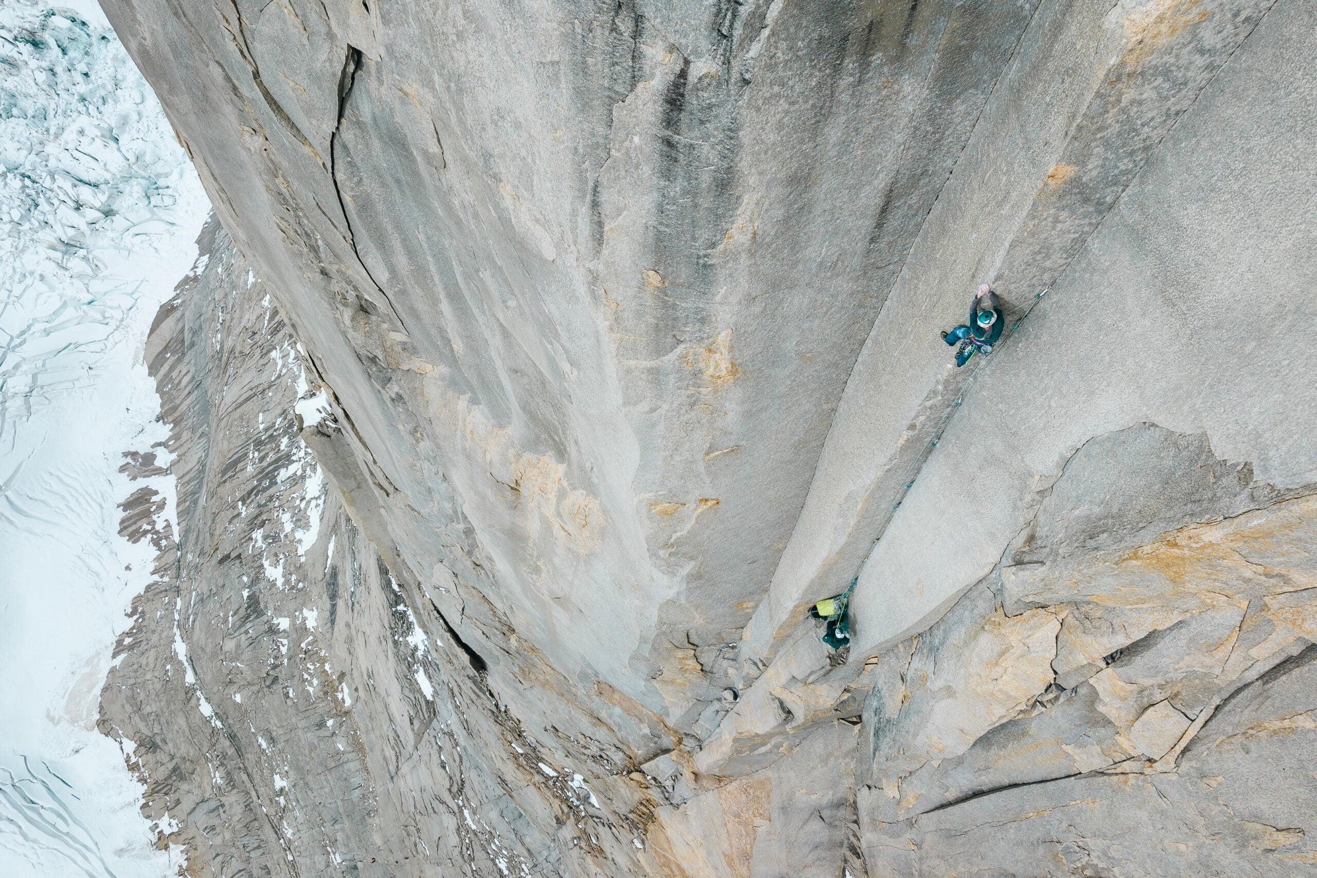 How Tommy Caldwell And I Freed a 1,200-meter Patagonian Big
Wall in 24 Hours